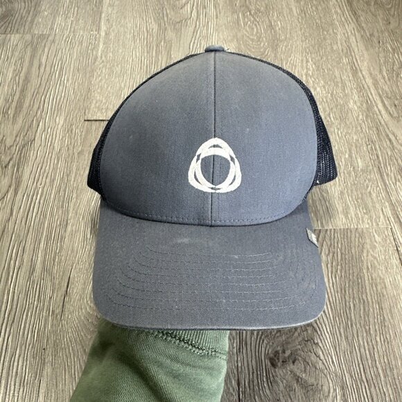 Travis Mathew Golf Snapback Trucker Hat Ball Cap Embroidered Blue Embroidery - Picture 1 of 9